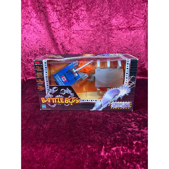 Vintage Battle Bots Bump N Bash Bots Red Scorpion & Complete Control Hasbro 2001 - Picture 1 of 10